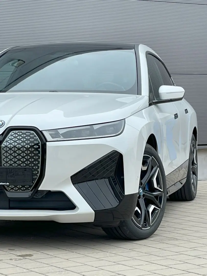 iX 50 xDrive Sport*Pano*Laser*22