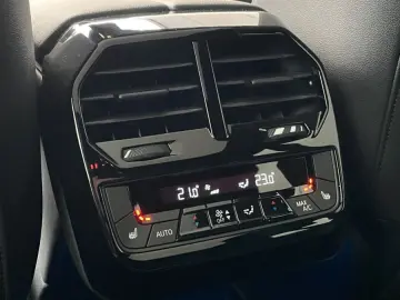 iX 50 xDrive Sport*Pano*Laser*22