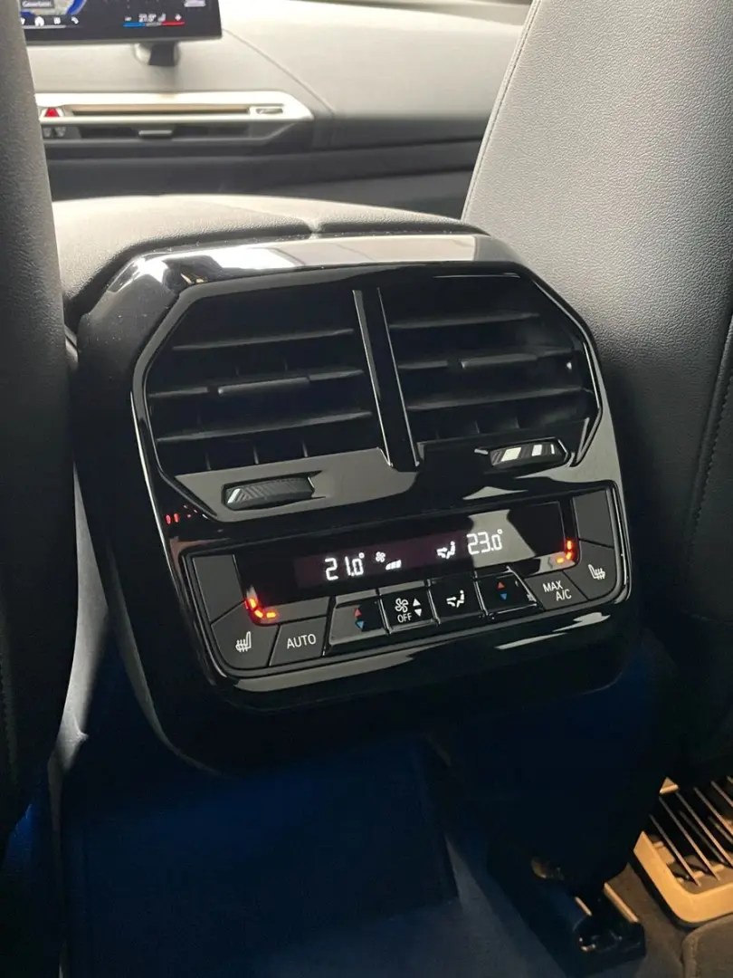 iX 50 xDrive Sport*Pano*Laser*22