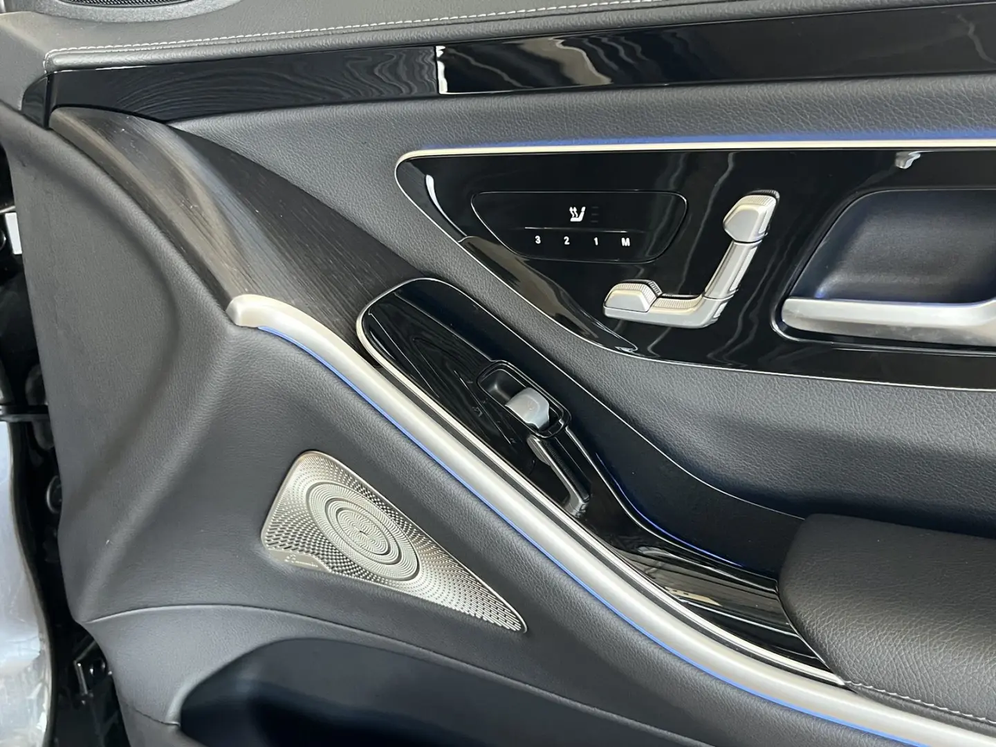 S 580 4M*Mild-Hybrid*Airmatic*Digital Light*MBUX