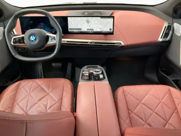BMW iX M60