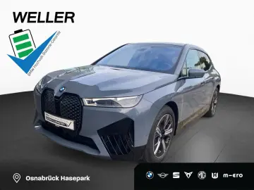 BMW iX xD50