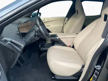 BMW iX xD50