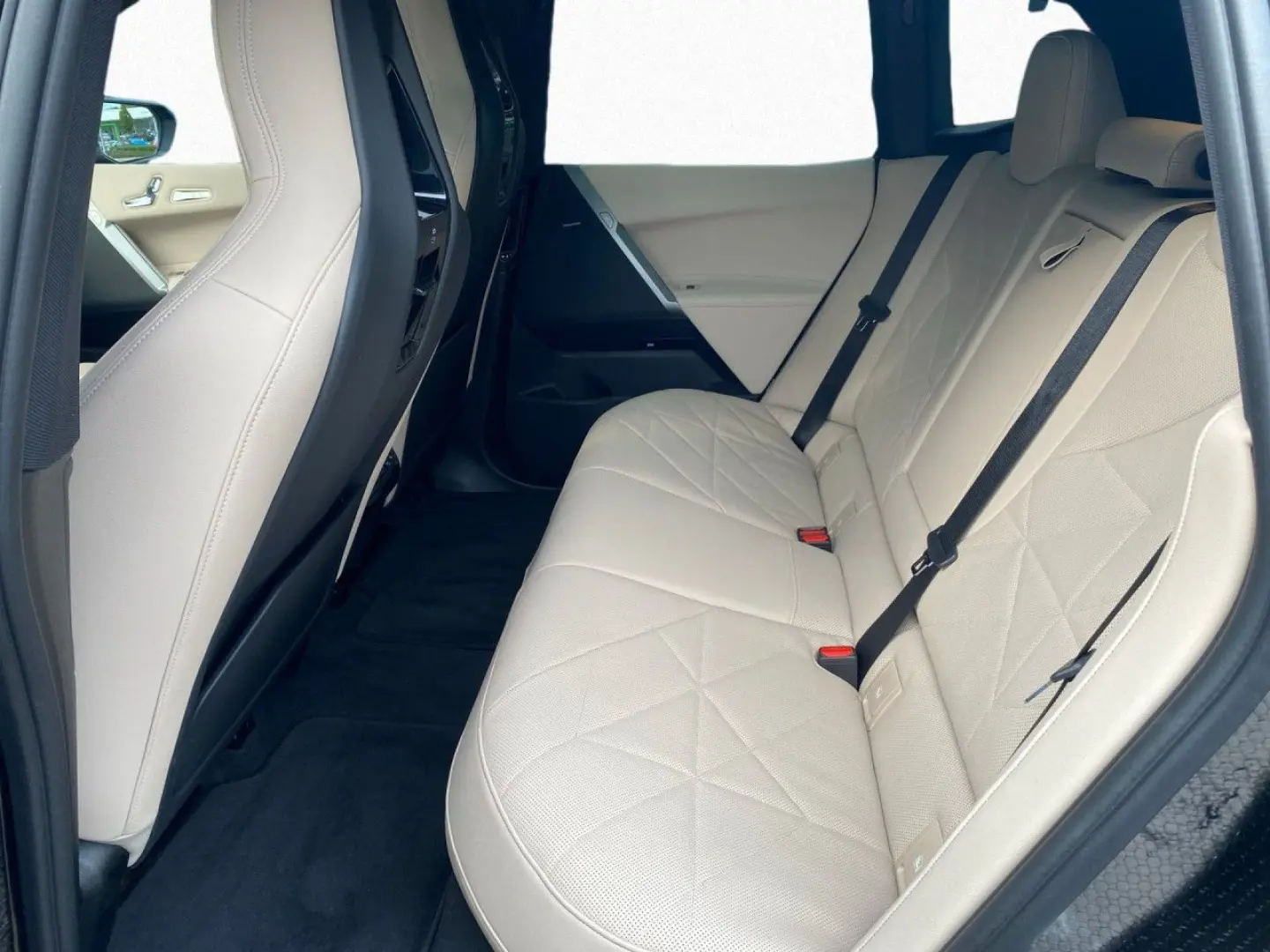 BMW iX xD50