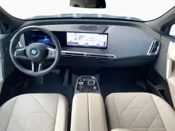 BMW iX xD50