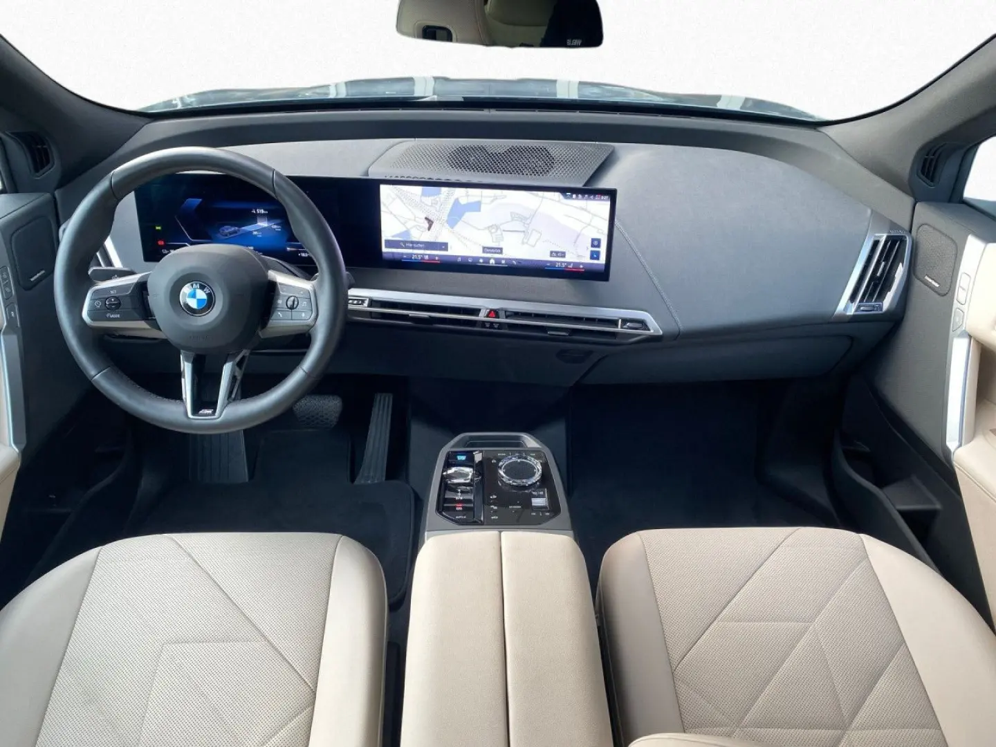 BMW iX xD50