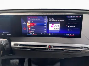 BMW iX xD50