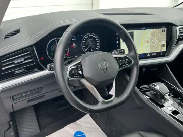 Touareg 4M eHybrid/LED/AHK/PANO/R-KAM/VIRTUAL/SH