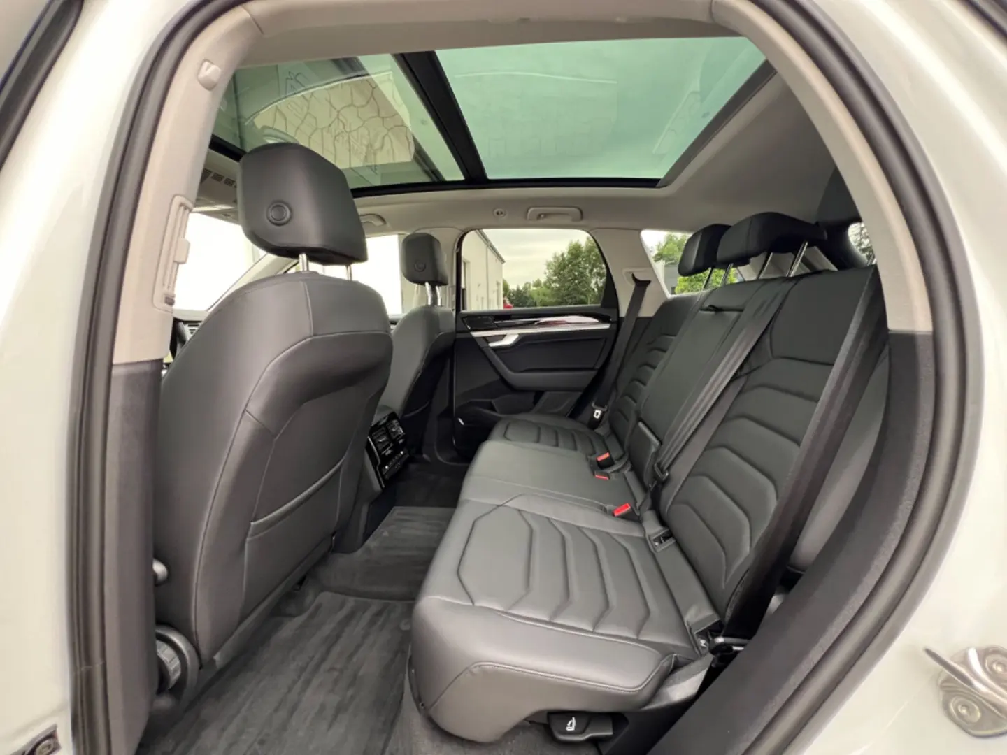 Touareg 4M eHybrid/LED/AHK/PANO/R-KAM/VIRTUAL/SH