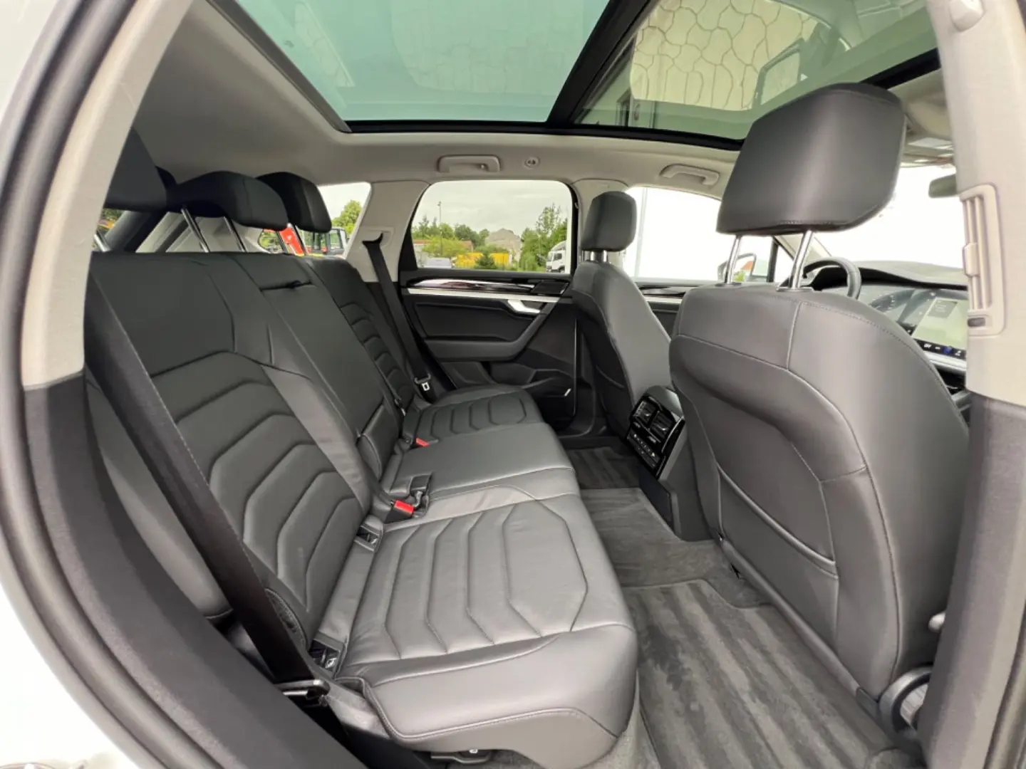 Touareg 4M eHybrid/LED/AHK/PANO/R-KAM/VIRTUAL/SH