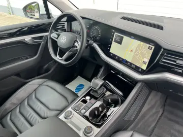 Touareg 4M eHybrid/LED/AHK/PANO/R-KAM/VIRTUAL/SH