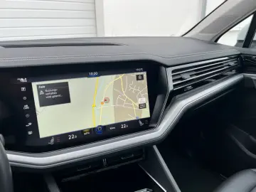 Touareg 4M eHybrid/LED/AHK/PANO/R-KAM/VIRTUAL/SH