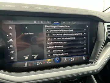 Touareg 4M eHybrid/LED/AHK/PANO/R-KAM/VIRTUAL/SH