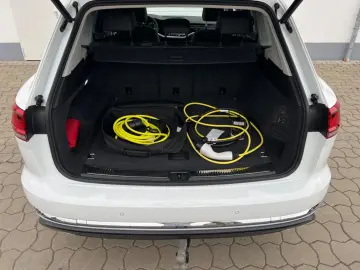 Touareg 4M eHybrid/LED/AHK/PANO/R-KAM/VIRTUAL/SH