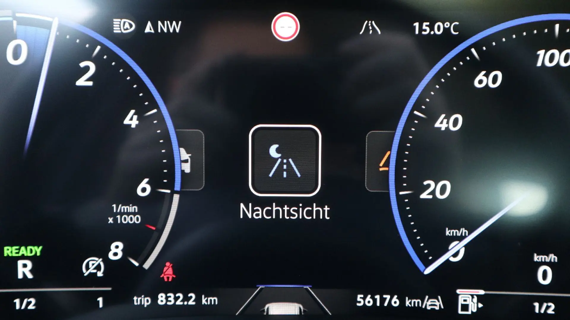 Touareg 3.0 TSI 4M-VIRTUAL-PANO-LUFT-CAM-ACC-AHK