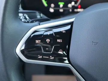 Touareg 3.0 TSI 4M-VIRTUAL-PANO-LUFT-CAM-ACC-AHK