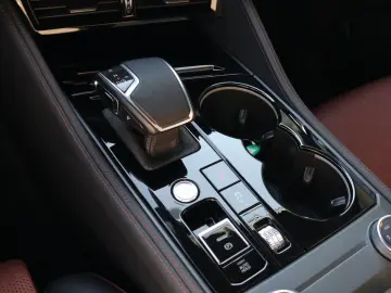 Touareg 3.0 TSI 4M-VIRTUAL-PANO-LUFT-CAM-ACC-AHK