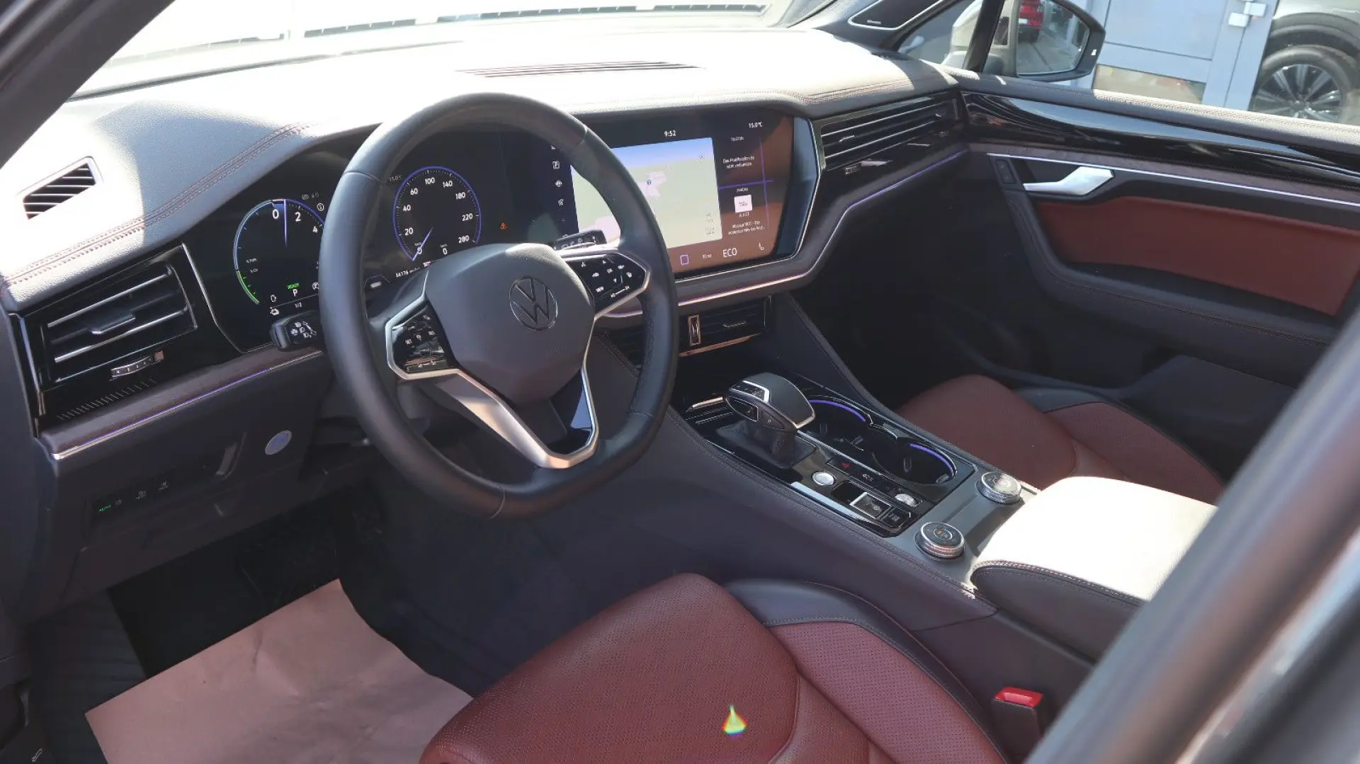 Touareg 3.0 TSI 4M-VIRTUAL-PANO-LUFT-CAM-ACC-AHK