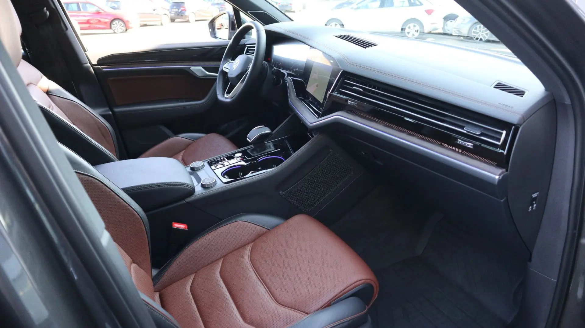 Touareg 3.0 TSI 4M-VIRTUAL-PANO-LUFT-CAM-ACC-AHK