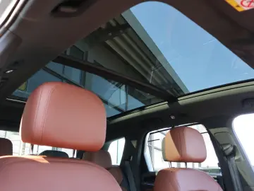 Touareg 3.0 TSI 4M-VIRTUAL-PANO-LUFT-CAM-ACC-AHK