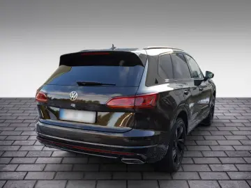 Touareg R 462PS 3.0 V6 21Zoll Nachtsicht Massage