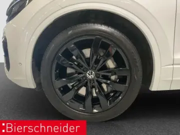 Touareg 3.0 TSI eHybrid R 21 AHK PANO HuD 360