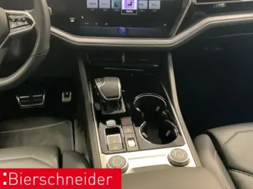 Touareg 3.0 TSI eHybrid R 21 AHK PANO HuD 360