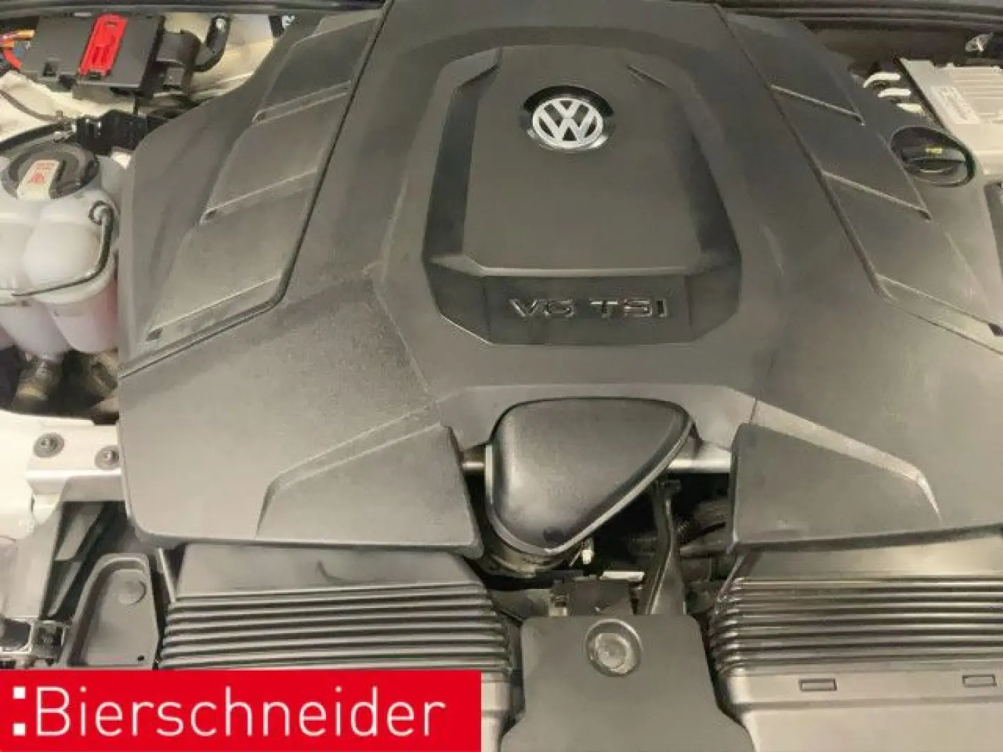 Touareg 3.0 TSI eHybrid R 21 AHK PANO HuD 360