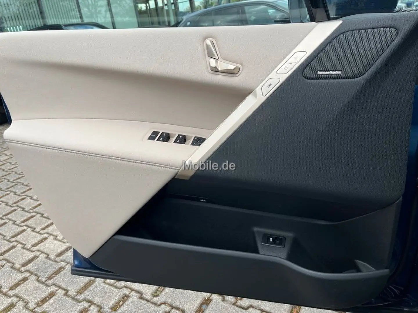 BMW iX xDrive40