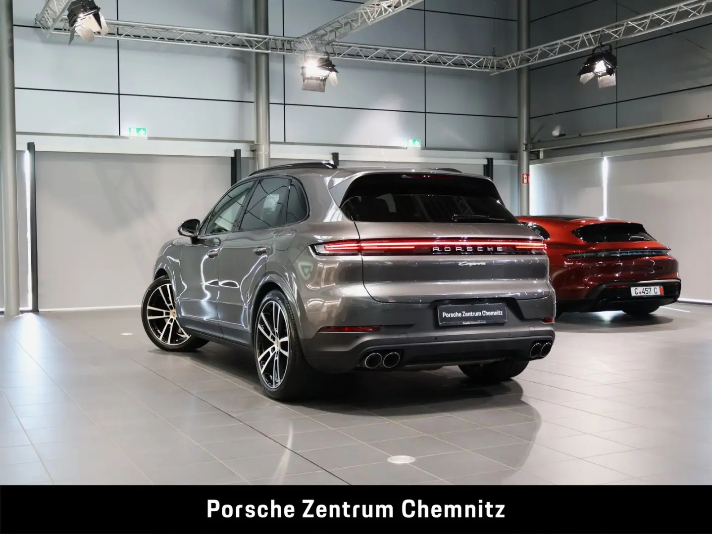 Cayenne E-Hybrid Sportabgas;Luft;BOSE;AHZV