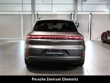 Cayenne E-Hybrid Sportabgas;Luft;BOSE;AHZV