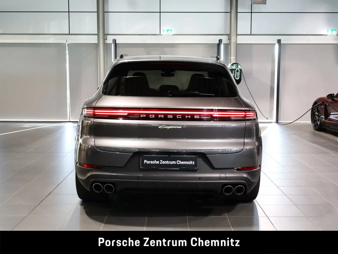 Cayenne E-Hybrid Sportabgas;Luft;BOSE;AHZV