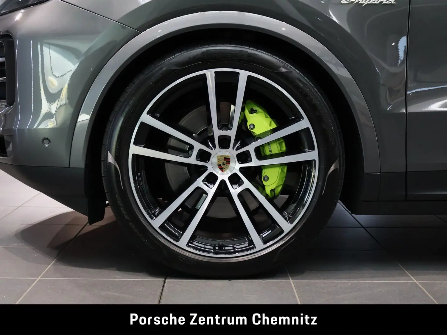 Cayenne E-Hybrid Sportabgas;Luft;BOSE;AHZV