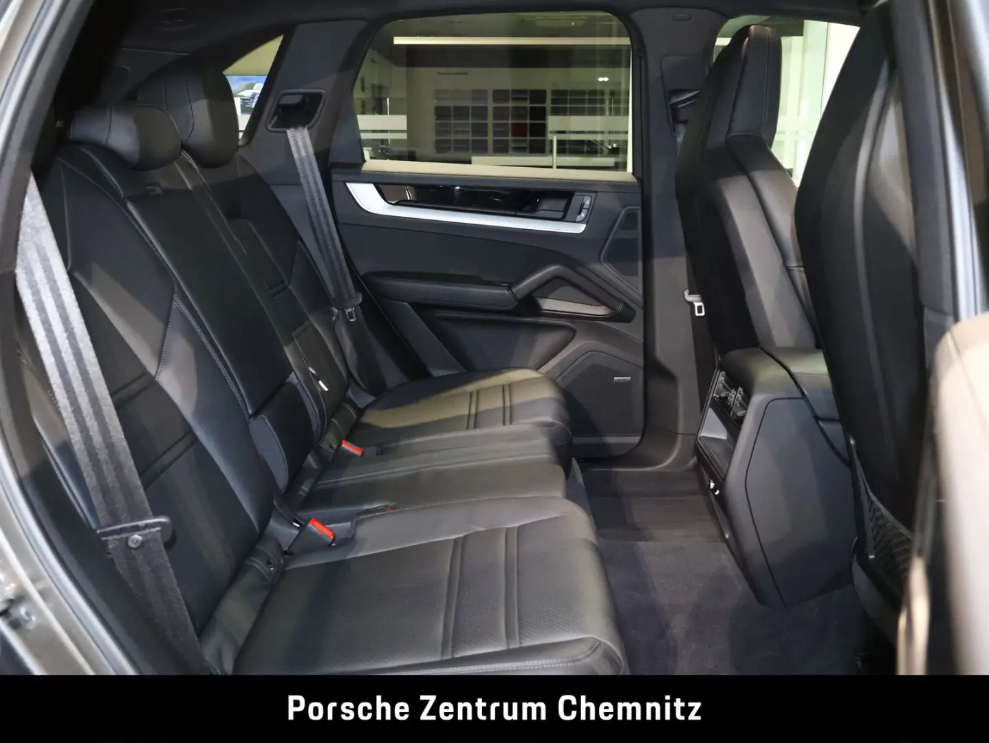 Cayenne E-Hybrid Sportabgas;Luft;BOSE;AHZV
