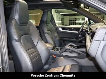 Cayenne E-Hybrid Sportabgas;Luft;BOSE;AHZV
