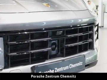Cayenne E-Hybrid Sportabgas;Luft;BOSE;AHZV