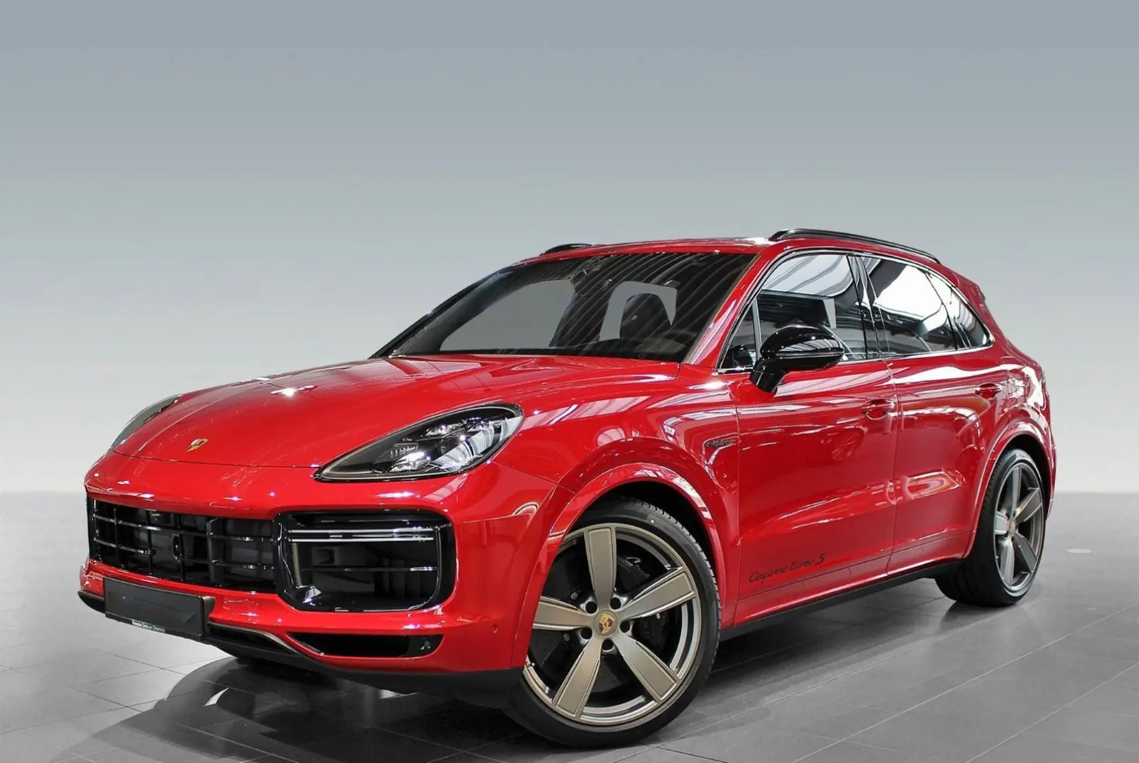 Cayenne Turbo S E-Hybrid Turbo S Full Black&Red 