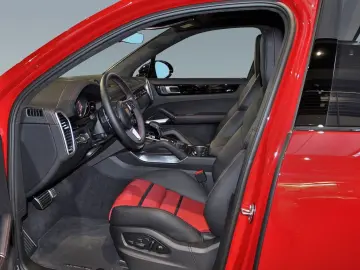 Cayenne Turbo S E-Hybrid Turbo S Full Black&Red 