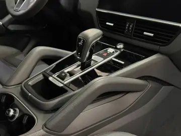 Cayenne E-Hybrid Platinum Edition