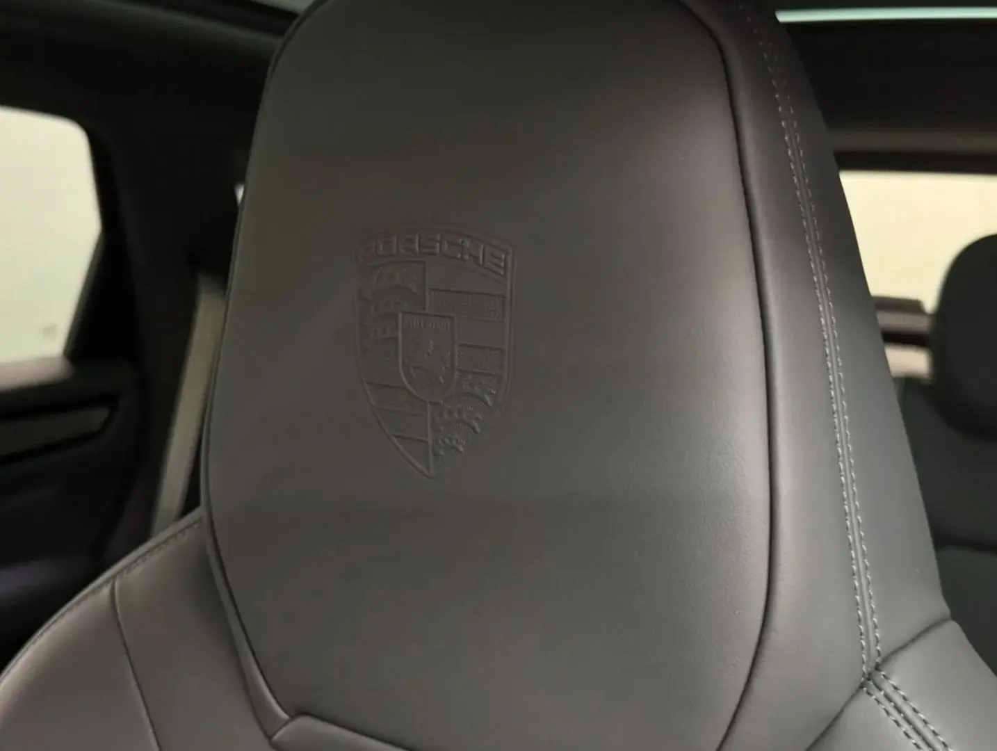 Cayenne E-Hybrid Platinum Edition
