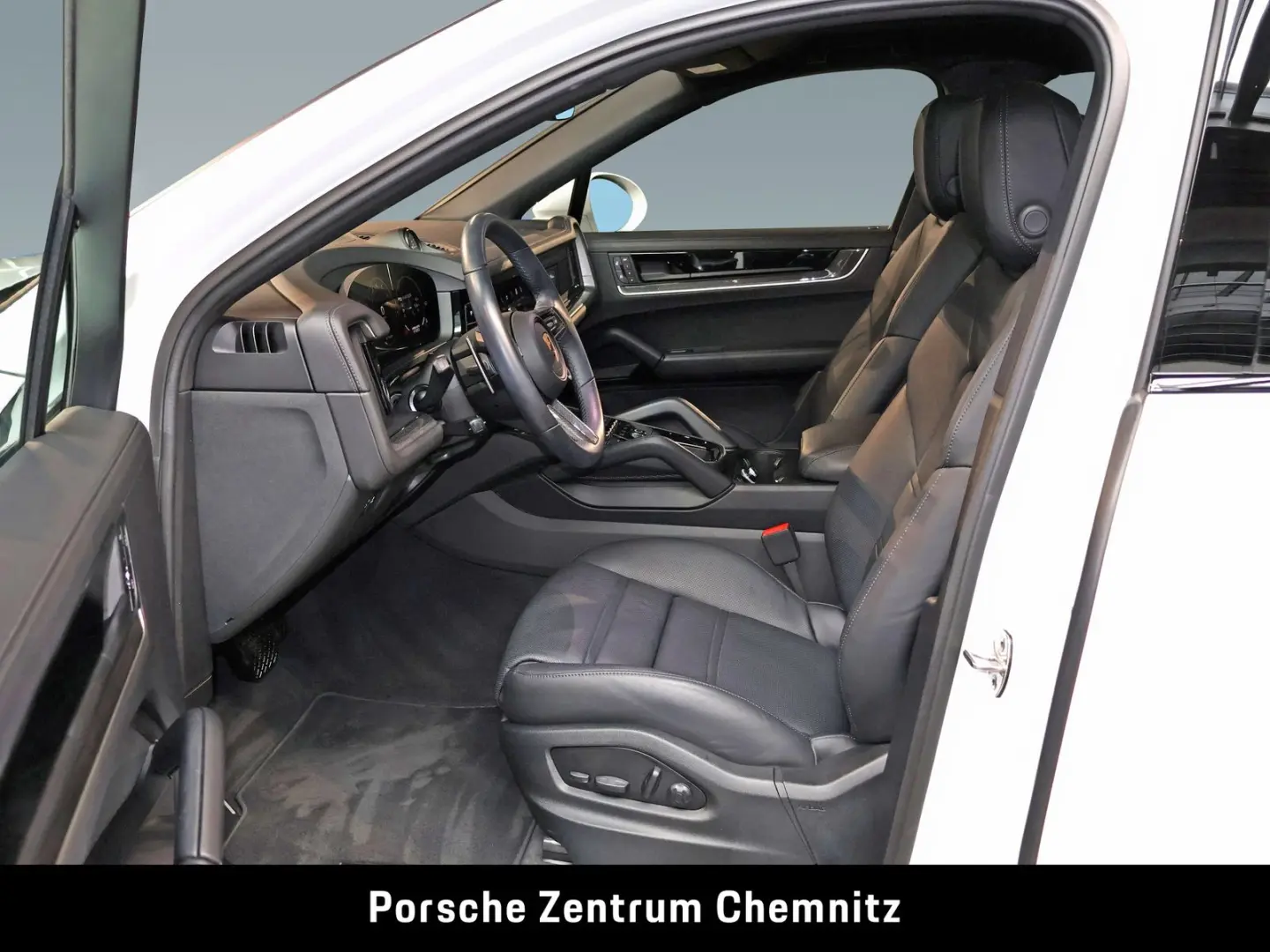 Cayenne E-Hybrid Coupé 4+1Sitze; 360°;Sitzbelüft