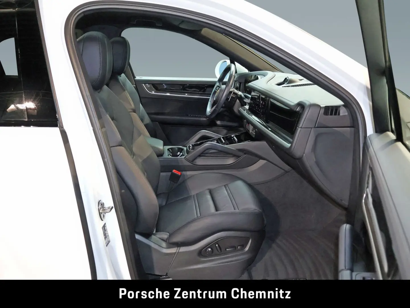 Cayenne E-Hybrid Coupé 4+1Sitze; 360°;Sitzbelüft