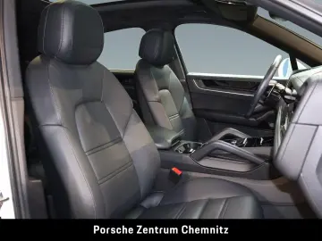 Cayenne E-Hybrid Coupé 4+1Sitze; 360°;Sitzbelüft