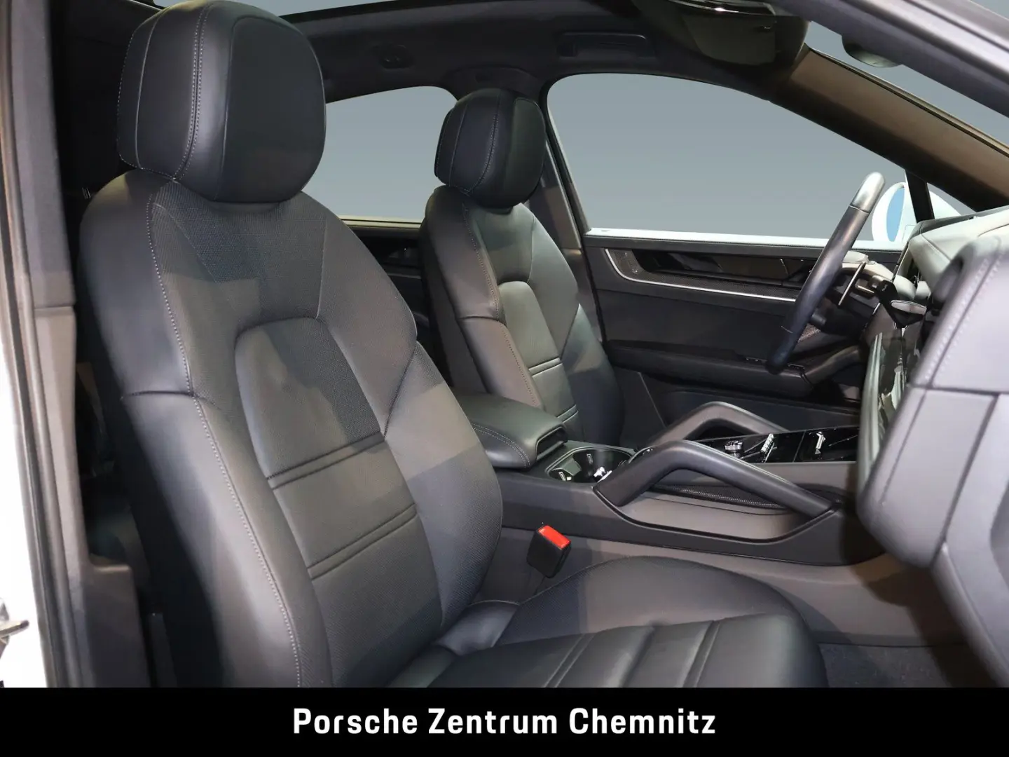 Cayenne E-Hybrid Coupé 4+1Sitze; 360°;Sitzbelüft