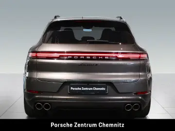 Cayenne S E-Hybrid Sitzbelüft.;BOSE;AHZV;Head-Up
