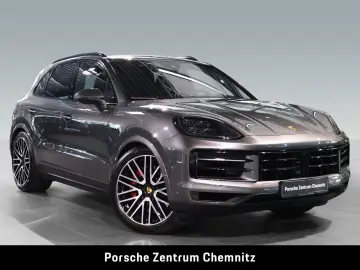 Cayenne S E-Hybrid Sitzbelüft.;BOSE;AHZV;Head-Up