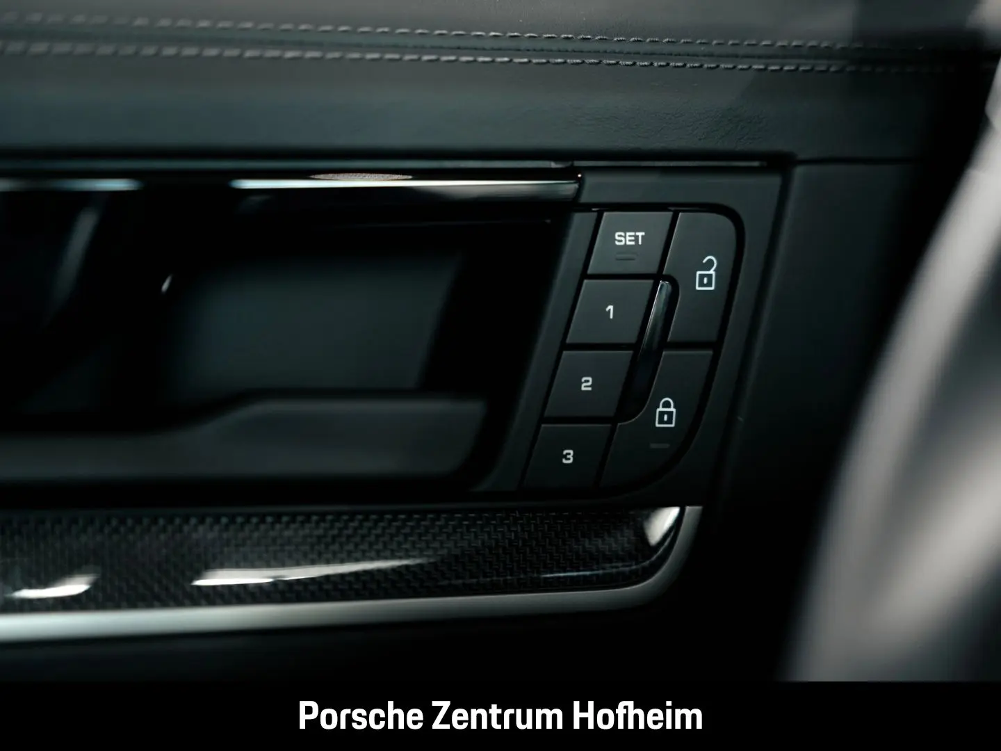 Cayenne Turbo E-Hybrid Coupe Burmester Panorama
