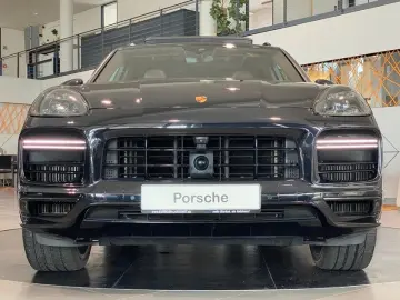 Cayenne Turbo SportDesign Sbel Carbon InnoD. AHK