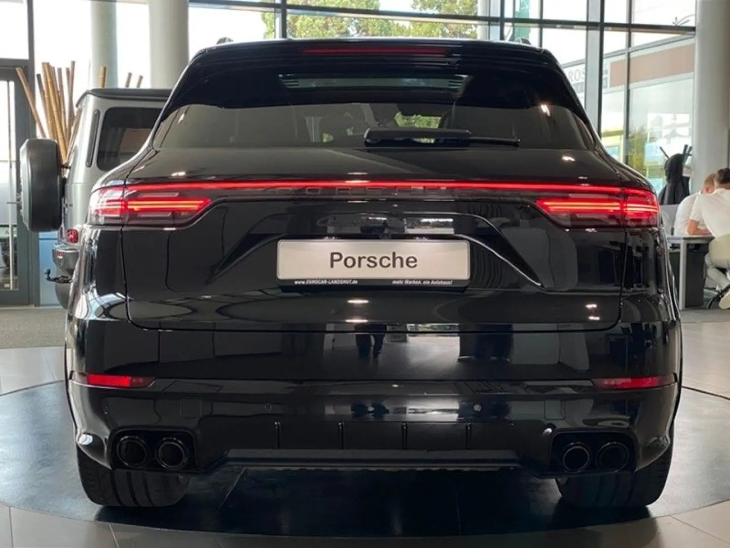 Cayenne Turbo SportDesign Sbel Carbon InnoD. AHK