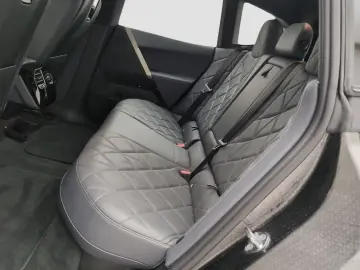 iX xDrive40 Kamera Pano.Dach Sky Drive&Park Assi